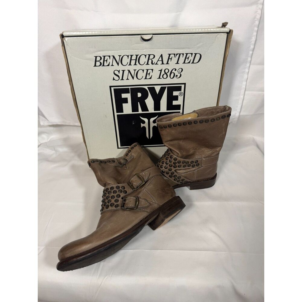 Frye Jenna Studded Short Leather Moto Boots Gray 76795 Size 8.5M Box